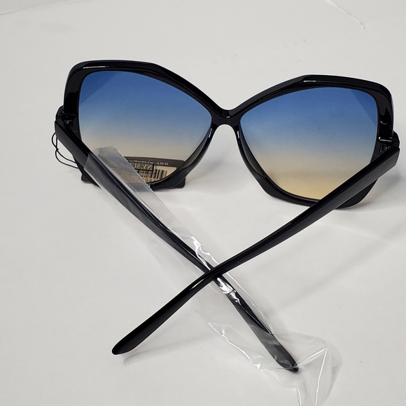 NY Sunglasses - Picture 7 of 10